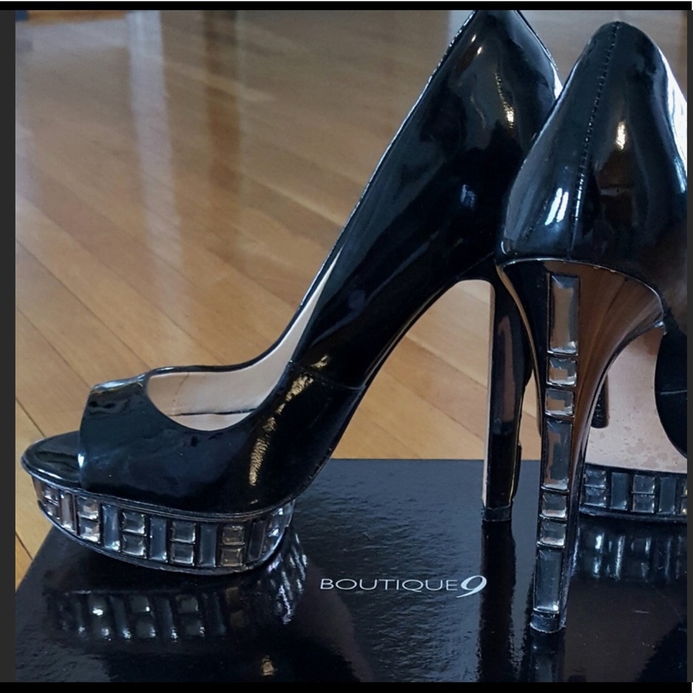 Boutique 9 🤩Black Patent Leather Heels!